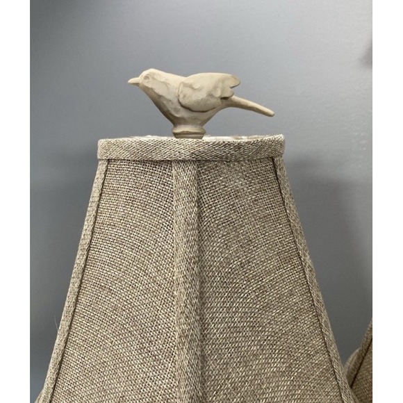 Diva At Home 15" (18" From Base To Top Bird) Distressed Fly Away Decorative Lamp - Picture 10 of 10